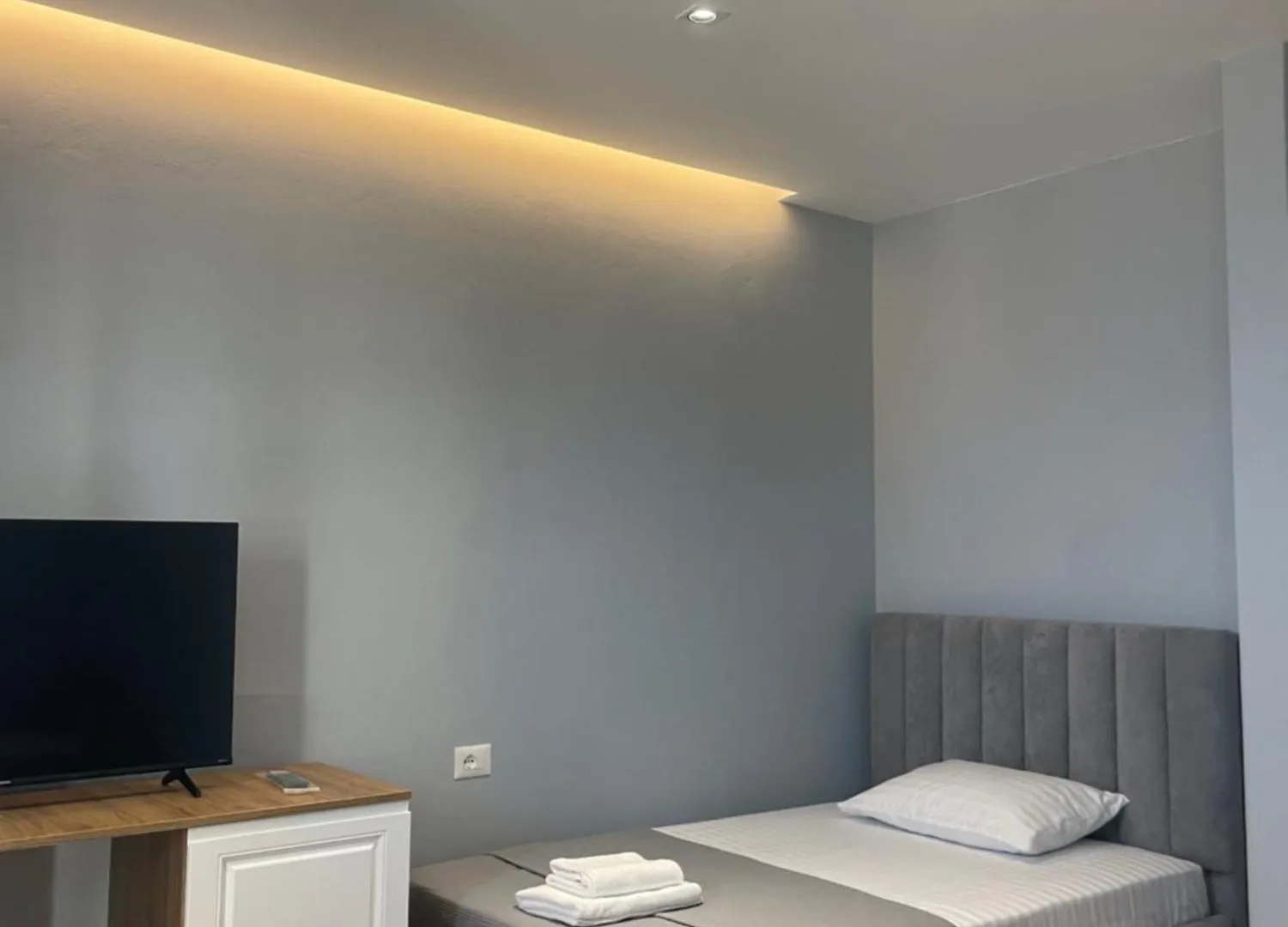 The Blue Pearl Apartments Vlorë 0*,  Albania